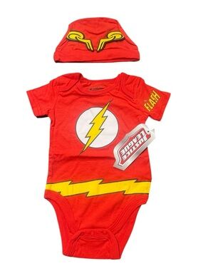 Justice League The Flash Red Lightning Baby Bodysuit Romper & Hat Size 12 mos